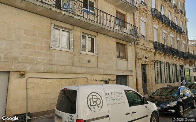 Façade : 30 rue du Jardin Public, Bordeaux